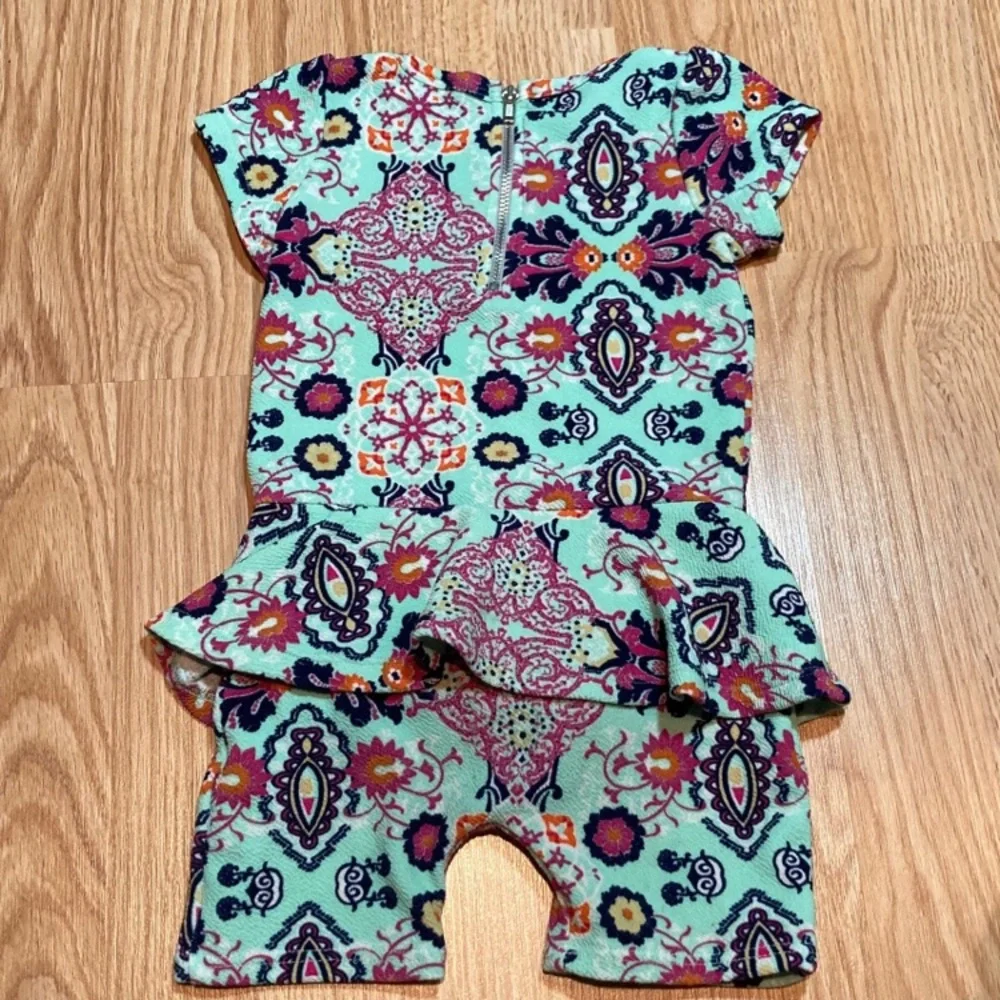 Dot Dot‎ Smile Romper 2